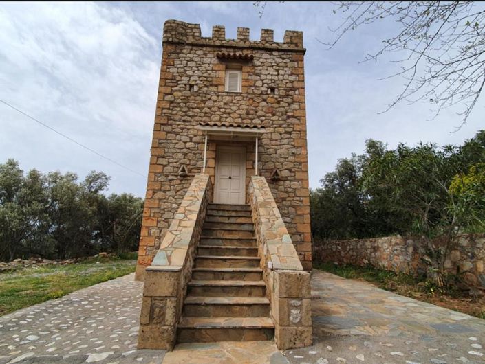 Image No.14-2 Bed Property for sale