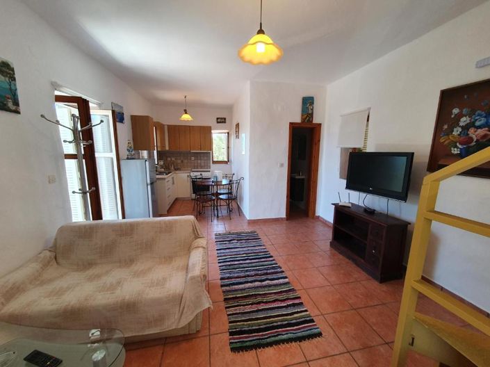 Image No.6-2 Bed Property for sale