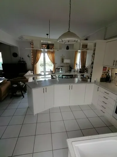 Image No.14-4 Bed Property for sale