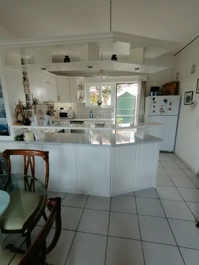 Image No.15-4 Bed Property for sale