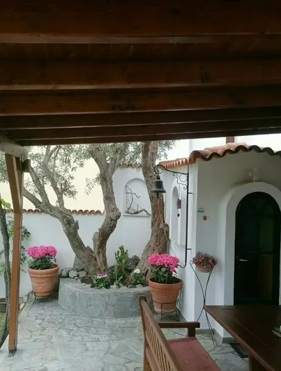 Image No.25-4 Bed Property for sale