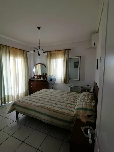 Image No.9-4 Bed Property for sale