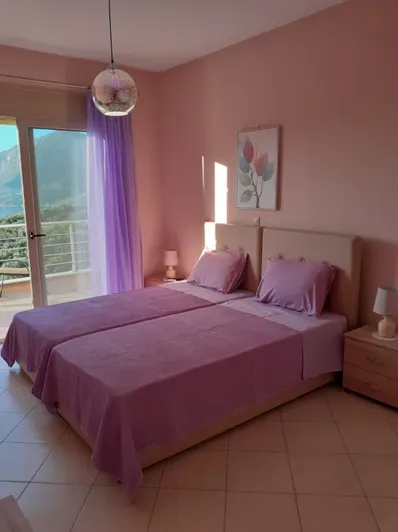 Image No.20-3 Bed Villa for sale