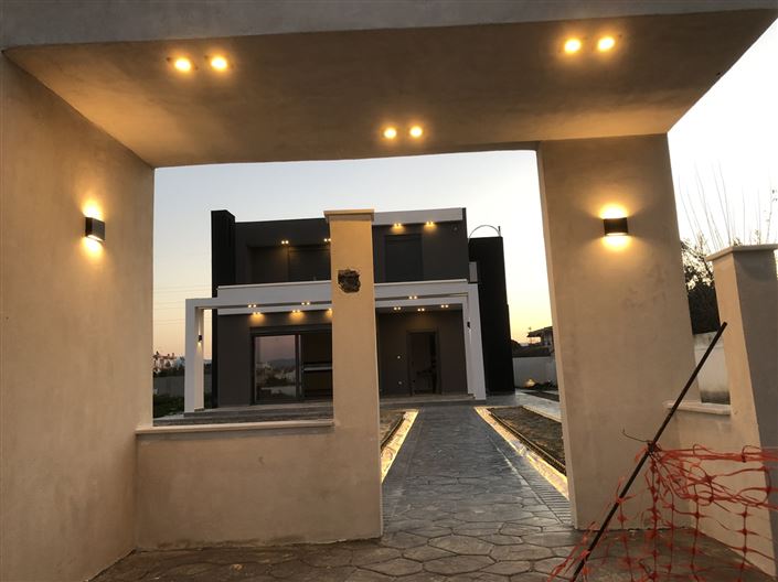 Image No.24-3 Bed Villa for sale