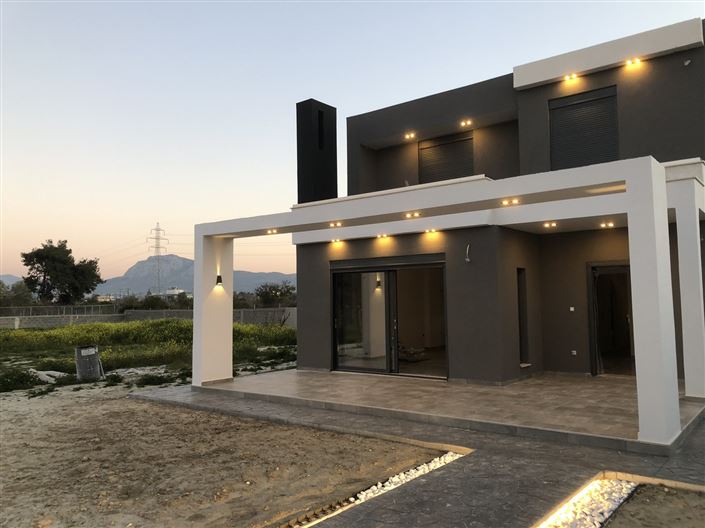 Image No.32-3 Bed Villa for sale