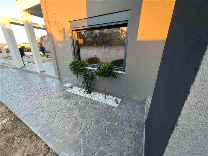 Image No.8-3 Bed Villa for sale