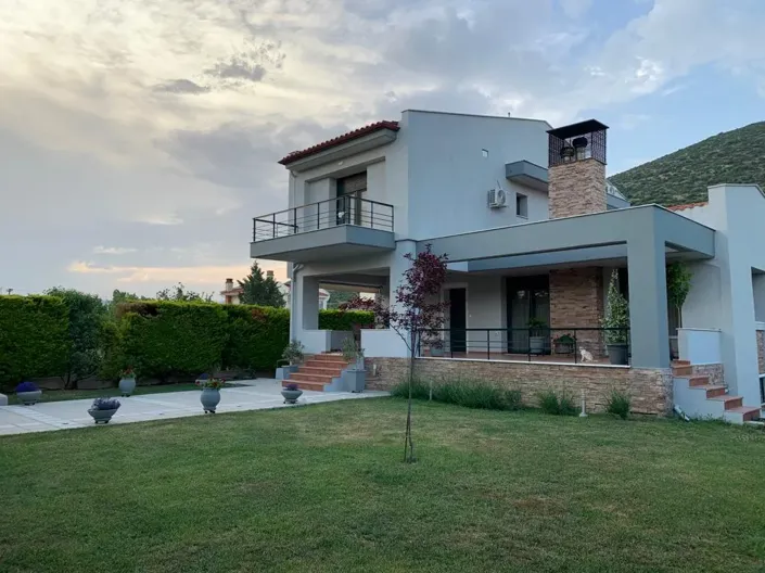 Image No.1-4 Bed Villa for sale