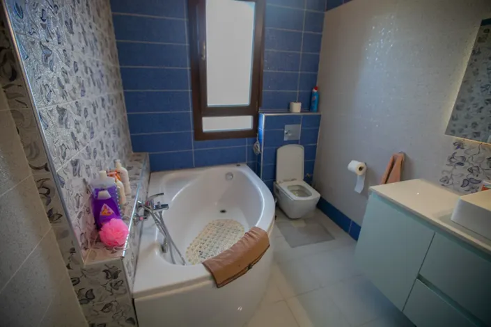 Image No.3-4 Bed Villa for sale