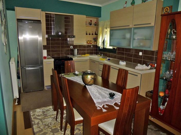 Image No.11-2 Bed Property for sale