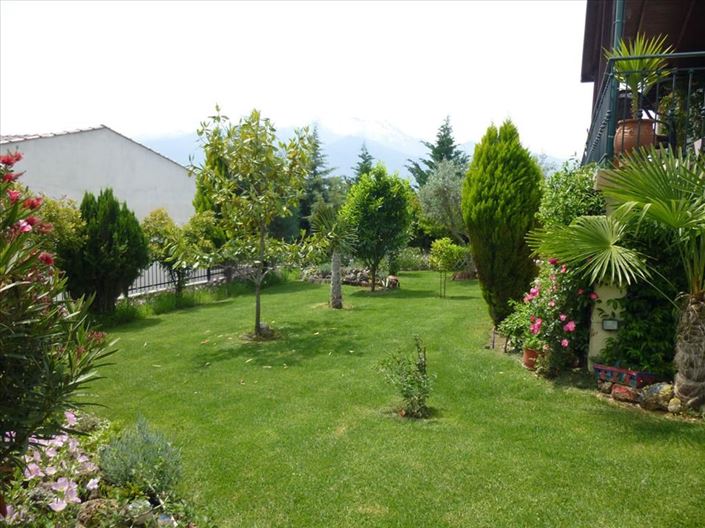 Image No.6-2 Bed Property for sale