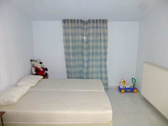 Image No.16-4 Bed Property for sale