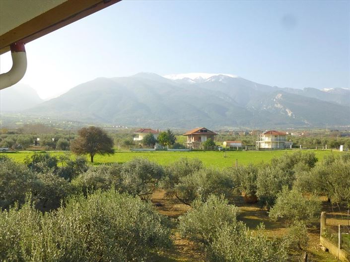 Image No.18-4 Bed Property for sale