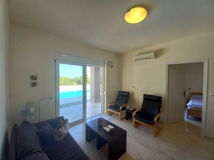 Image No.10-2 Bed Villa for sale