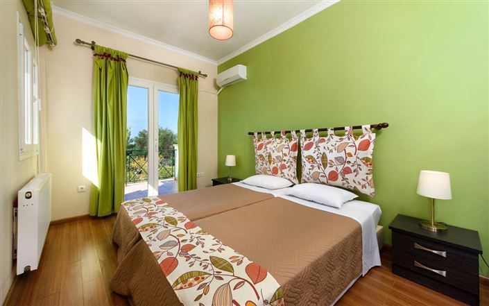 Image No.11-3 Bed Villa for sale