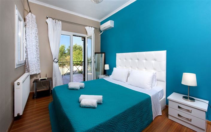 Image No.12-3 Bed Villa for sale