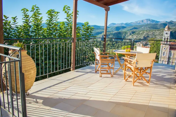 Image No.17-3 Bed Property for sale