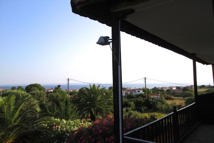 Image No.15-4 Bed Property for sale