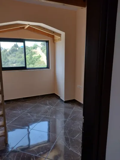 Image No.11-3 Bed Maisonette for sale