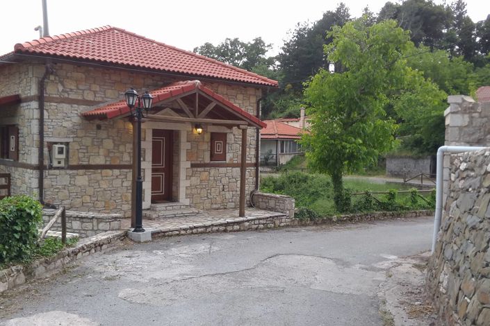 Image No.2-4 Bed Maisonette for sale