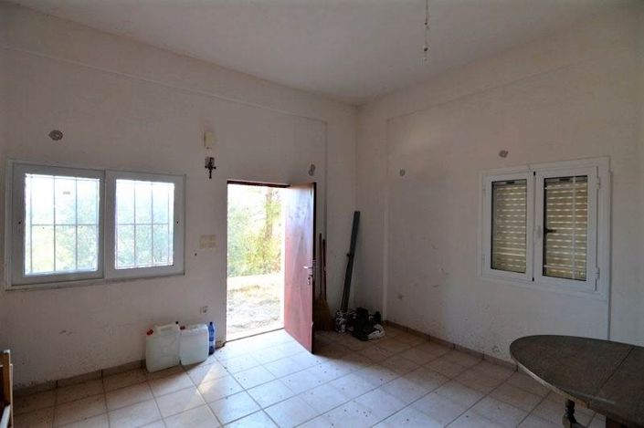 Image No.10-6 Bed Villa for sale