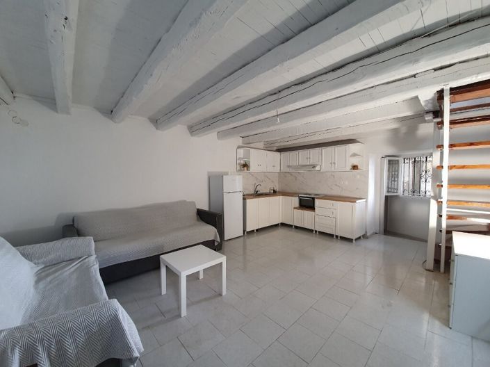 Image No.18-2 Bed Property for sale