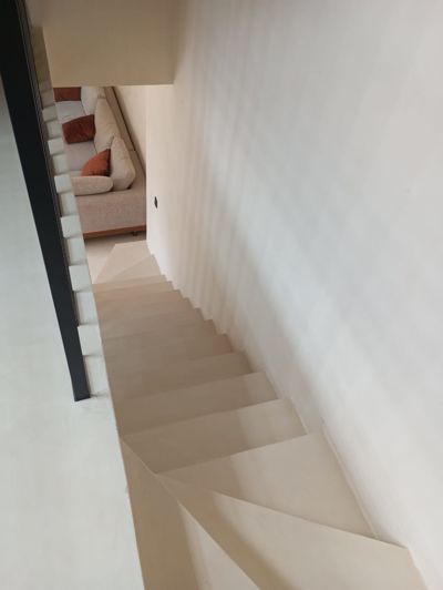 Image No.18-4 Bed Maisonette for sale