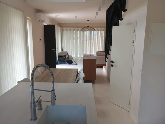 Image No.8-4 Bed Maisonette for sale