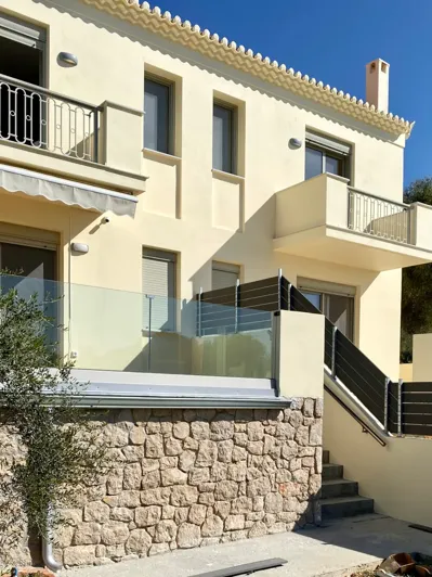 Image No.10-3 Bed Property for sale