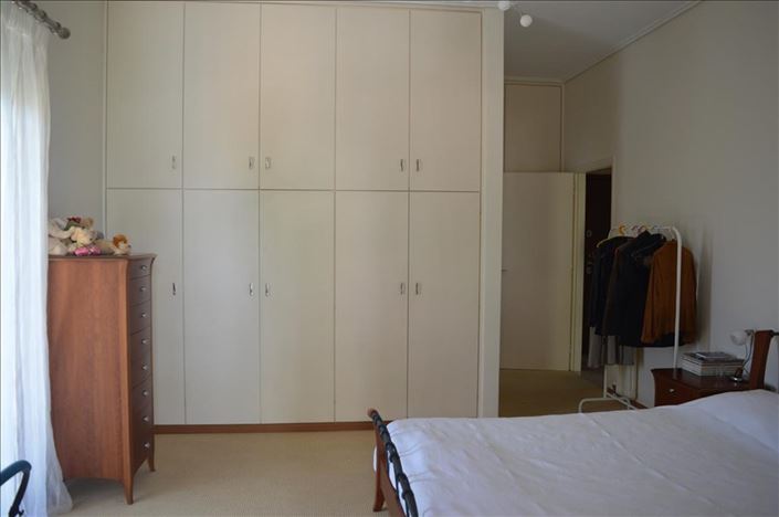 Image No.34-3 Bed Property for sale