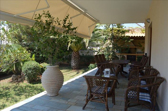 Image No.36-3 Bed Property for sale