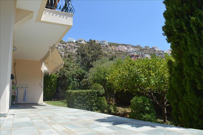 Image No.41-3 Bed Property for sale