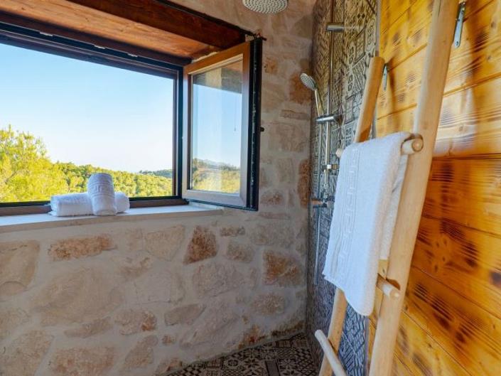 Image No.10-2 Bed House/Villa for sale