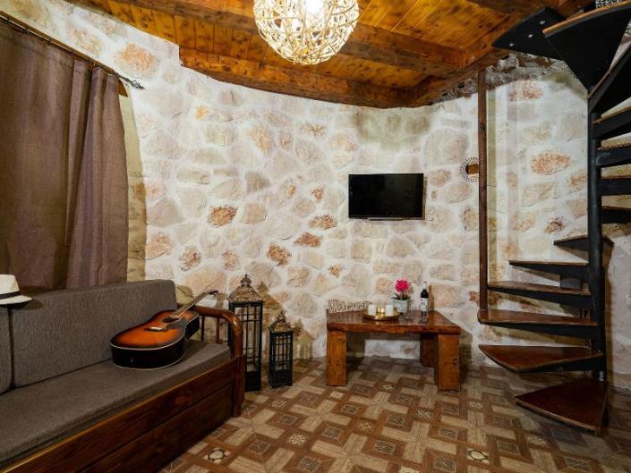 Image No.13-2 Bed House/Villa for sale