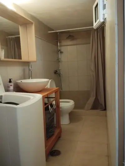 Image No.10-1 Bed House for sale