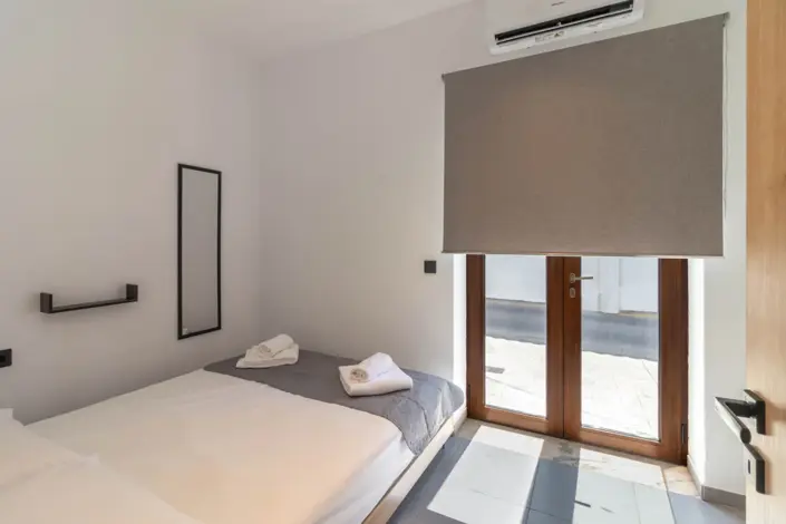 Image No.7-3 Bed House for sale