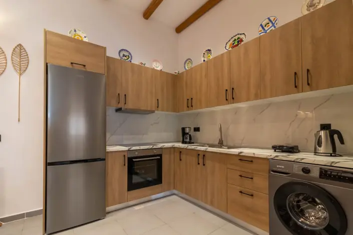 Image No.12-3 Bed House for sale