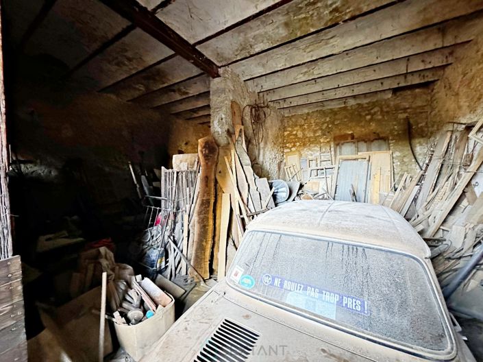 Image No.5-3 Bed Property for sale