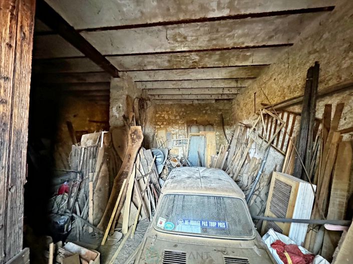 Image No.7-3 Bed Property for sale