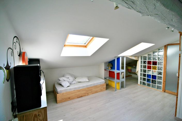 Image No.8-2 Bed Property for sale