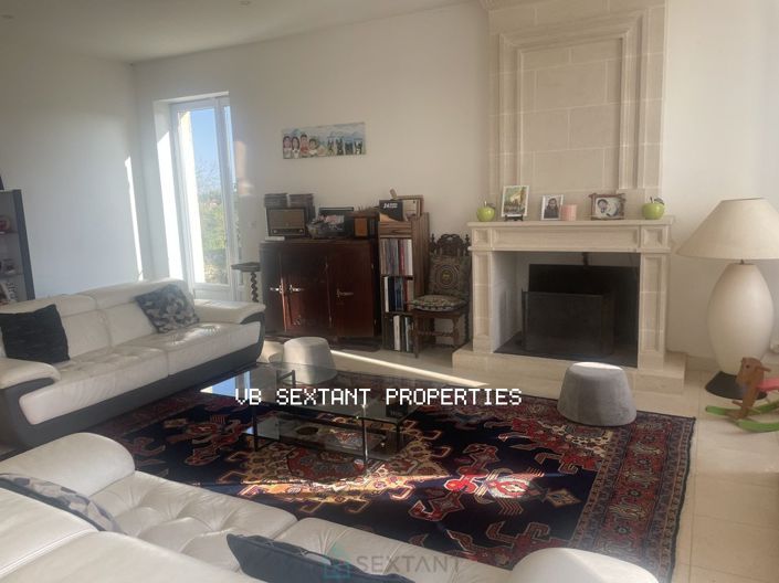 Image No.4-3 Bed Property for sale