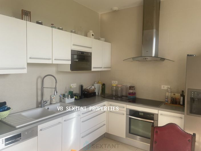 Image No.5-3 Bed Property for sale