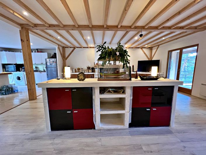 Image No.3-4 Bed Property for sale