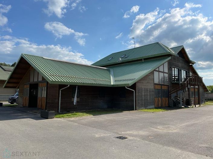 Image No.12-13 Bed Property for sale