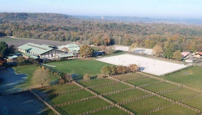 Image No.2-13 Bed Property for sale