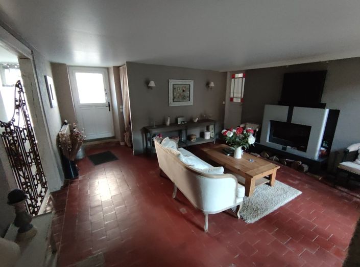 Image No.14-10 Bed Property for sale