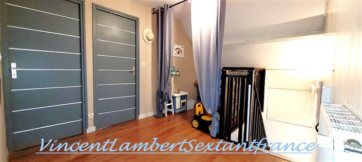 Image No.13-6 Bed Property for sale