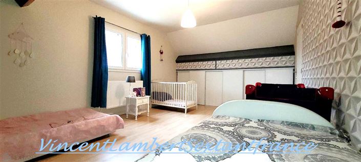 Image No.14-6 Bed Property for sale