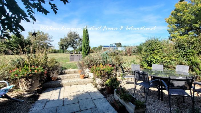 Image No.7-7 Bed Property for sale