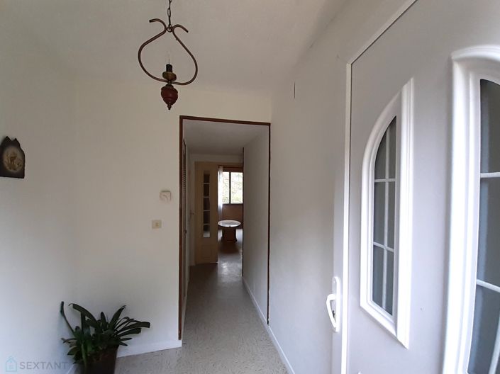 Image No.6-3 Bed Property for sale