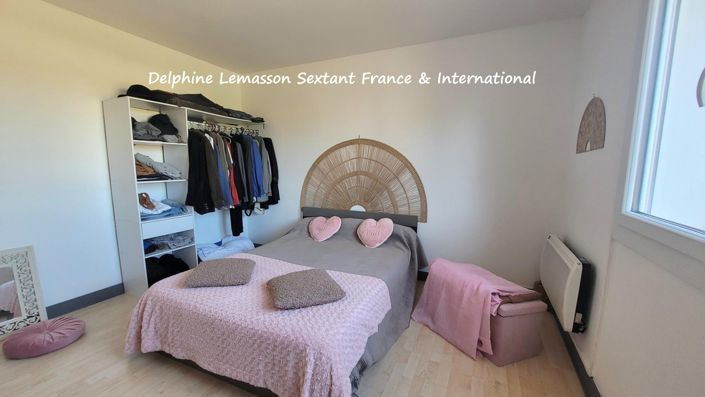 Image No.10-7 Bed House for sale